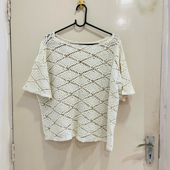 White crochet top - Picture 3 of 4